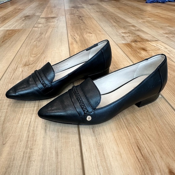 EUC Cole Haan 360 Grand Series Women's Black Leather Flats Pointed Toe Size 5 - Picture 5 of 16
